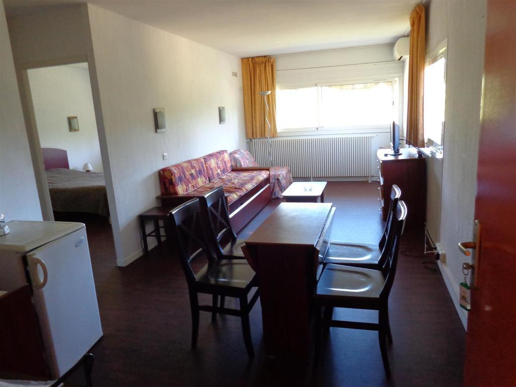 Ferienwohnung Le Domaine Des Oliviers Saint-Cyr-sur-Mer Zimmer foto