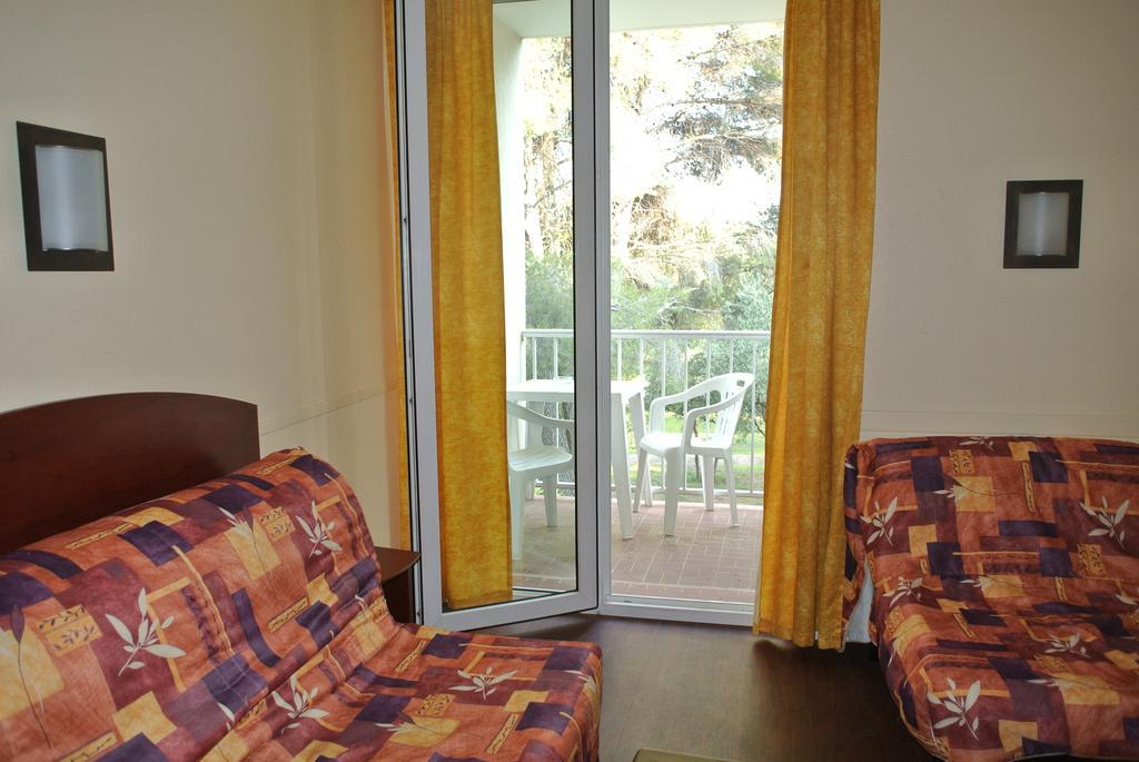 Ferienwohnung Le Domaine Des Oliviers Saint-Cyr-sur-Mer Zimmer foto