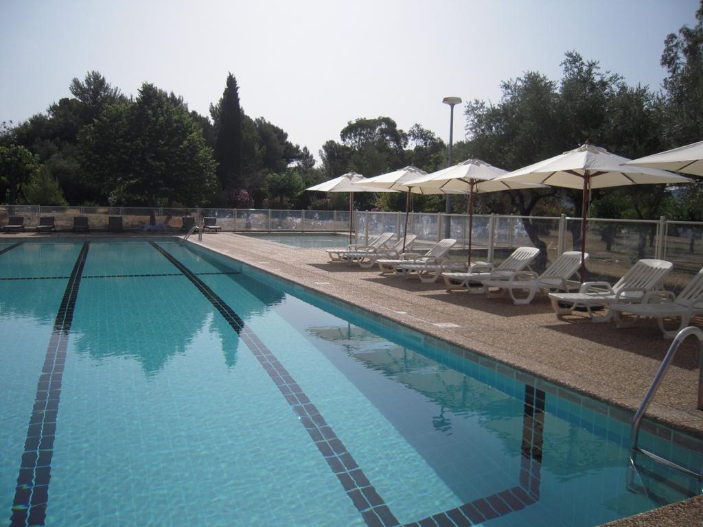 Ferienwohnung Le Domaine Des Oliviers Saint-Cyr-sur-Mer Exterior foto
